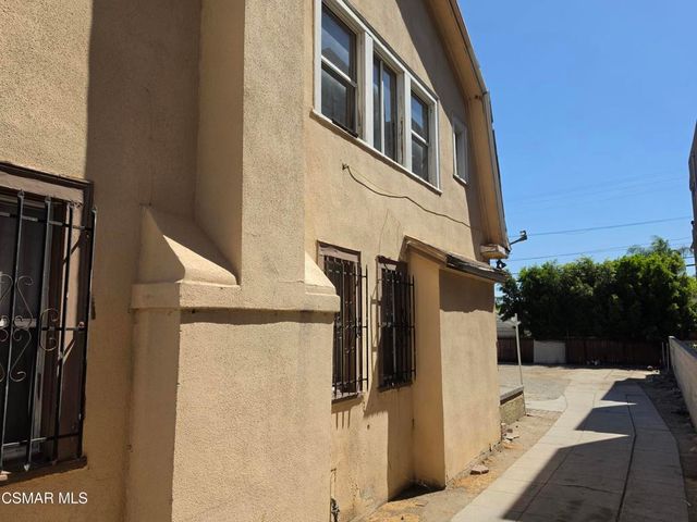 650 N Normandie Avenue, Los Angeles, CA 90004