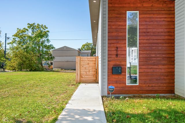 318 N Tacoma Avenue, Indianapolis, IN 46201