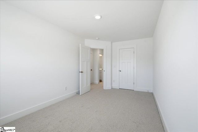 504 Round Rock Way, Fountain Inn, SC 29644