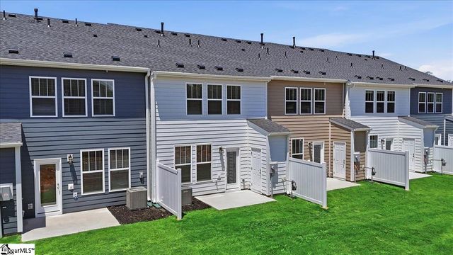 504 Round Rock Way, Fountain Inn, SC 29644