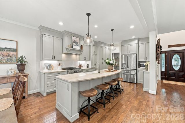 232 Pebble Stone Lane, Matthews, NC 28104
