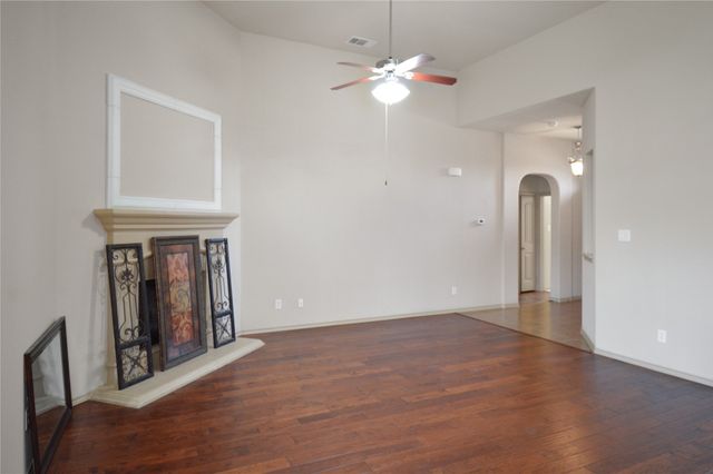 3304 stonecrop Trail, Denton, TX 76226