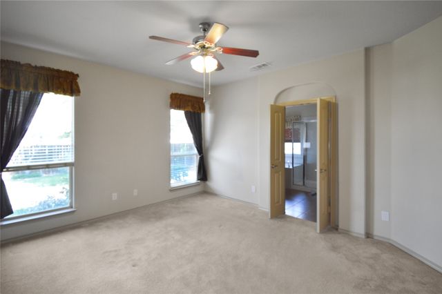 3304 stonecrop Trail, Denton, TX 76226