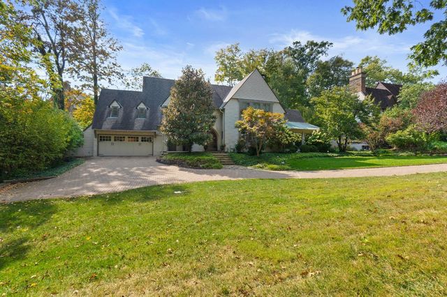 1031 E Rookwood Drive, Cincinnati, OH 45208