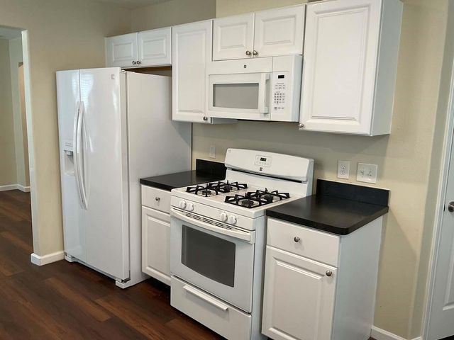 13206 Ambrosa Drive, Houston, TX 77044