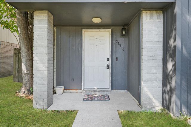 23918 Griffin House Lane, Katy, TX 77493