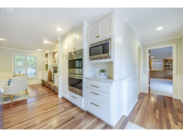 2885 POWDERHORN St, Eugene, OR 97408