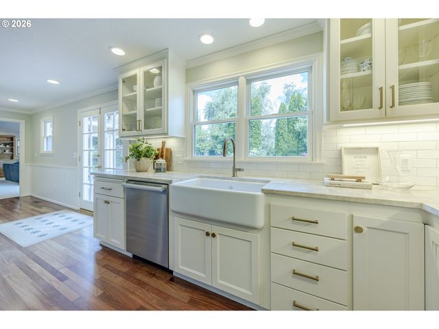 2885 POWDERHORN St, Eugene, OR 97408