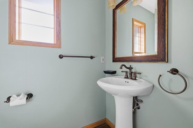 7207 Fortune Drive, Middleton, WI 53562