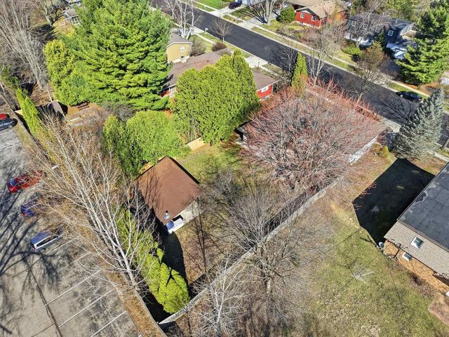 7207 Fortune Drive, Middleton, WI 53562