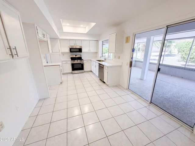 14624 W BLACKWOOD Drive, Sun City West, AZ 85375