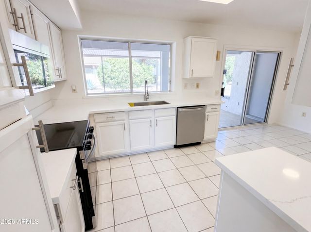 14624 W BLACKWOOD Drive, Sun City West, AZ 85375