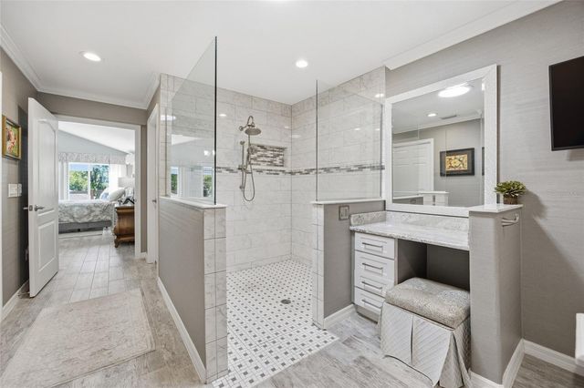 6120 LANDINGS BOULEVARD, Lady Lake, FL 32159