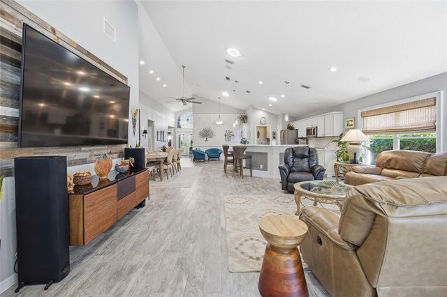 6120 LANDINGS BOULEVARD, Lady Lake, FL 32159