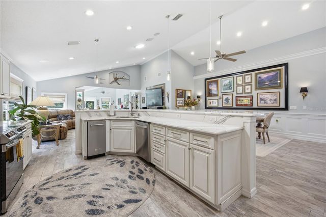 6120 LANDINGS BOULEVARD, Lady Lake, FL 32159