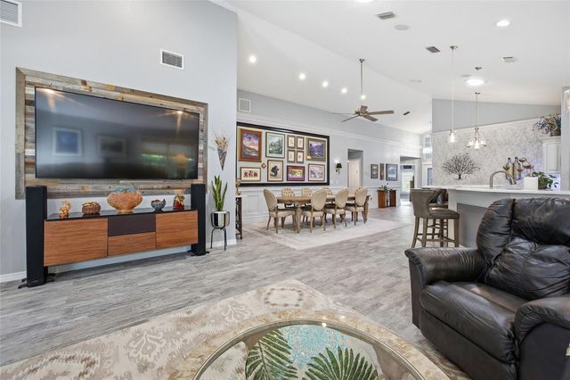 6120 LANDINGS BOULEVARD, Lady Lake, FL 32159