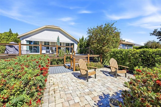 6120 LANDINGS BOULEVARD, Lady Lake, FL 32159