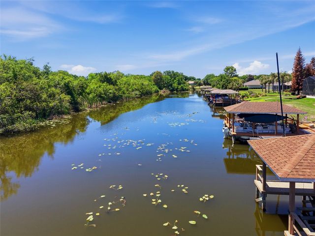 6120 LANDINGS BOULEVARD, Lady Lake, FL 32159