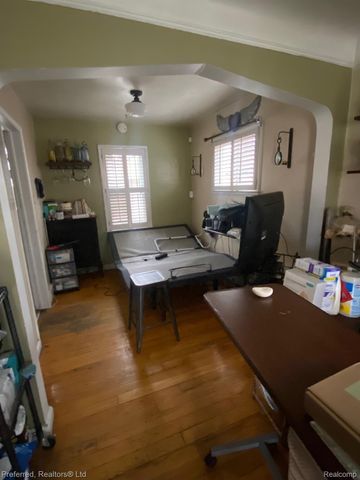 20209 Meyers Road, Detroit, MI 48235