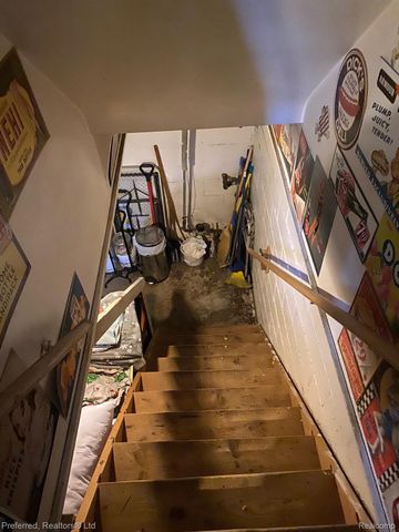 20209 Meyers Road, Detroit, MI 48235