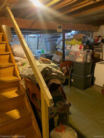 20209 Meyers Road, Detroit, MI 48235