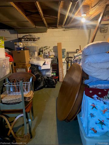 20209 Meyers Road, Detroit, MI 48235