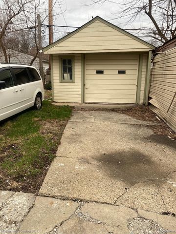 20209 Meyers Road, Detroit, MI 48235