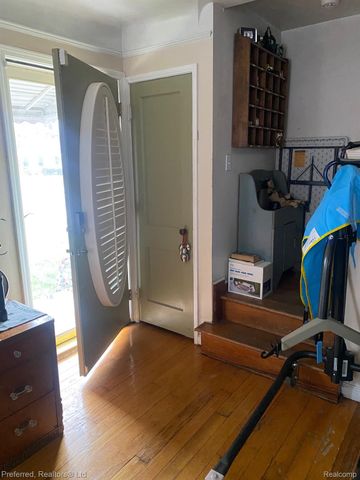 20209 Meyers Road, Detroit, MI 48235