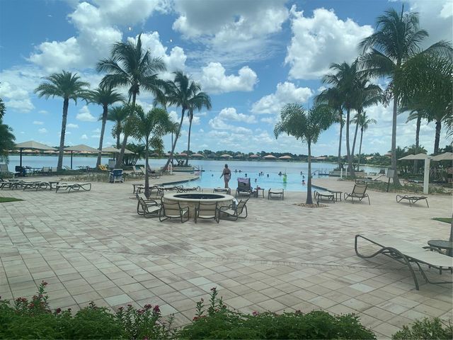 177 VINADIO BOULEVARD, Nokomis, FL 34275