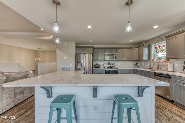 1366 Lemongrass Drive, Jonesborough, TN 37659