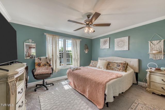 1366 Lemongrass Drive, Jonesborough, TN 37659