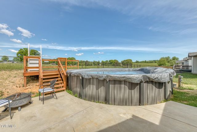 1366 Lemongrass Drive, Jonesborough, TN 37659