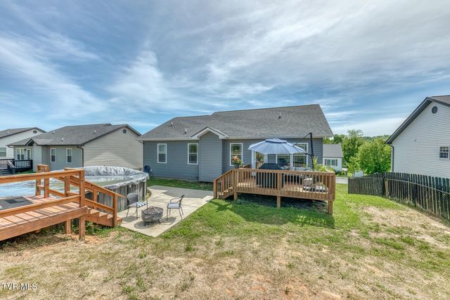 1366 Lemongrass Drive, Jonesborough, TN 37659