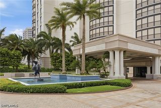 8665 Bay Colony DR 2001, Naples, FL 34108