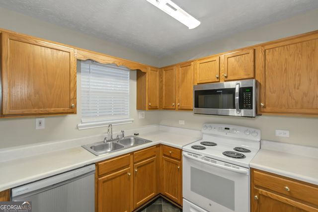 564 Rustin Drive, Dallas, GA 30157