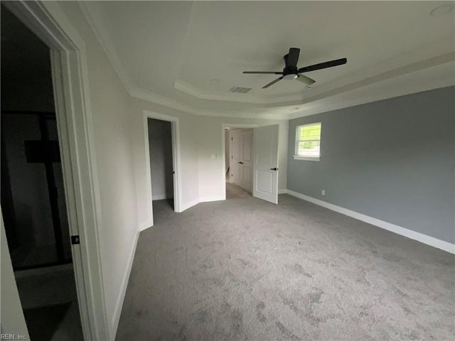 2303 Laguard DR, Hampton, VA 23661