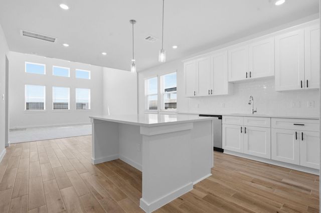 13734 Olympic River Lane, Rosharon, TX 77583