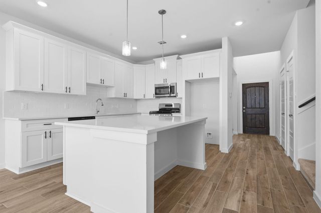 13734 Olympic River Lane, Rosharon, TX 77583