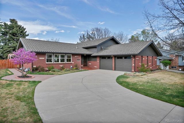 3608 S Newport Way, Denver, CO 80237