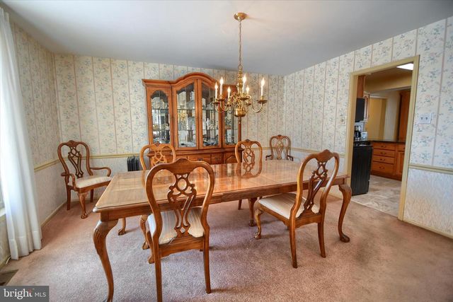 5 E PICKERING BND, Richboro, PA 18954