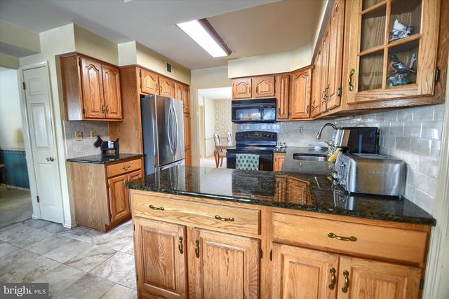 5 E PICKERING BND, Richboro, PA 18954