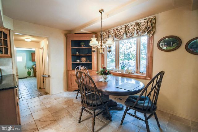 5 E PICKERING BND, Richboro, PA 18954