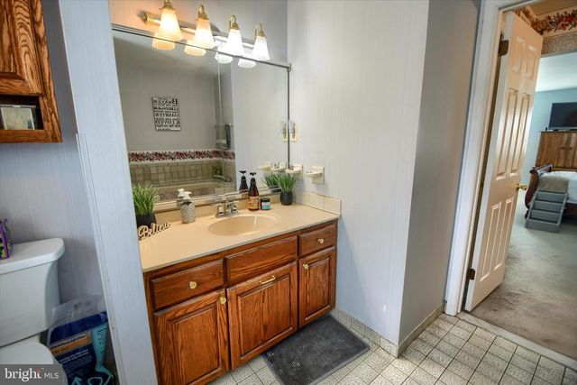 5 E PICKERING BND, Richboro, PA 18954