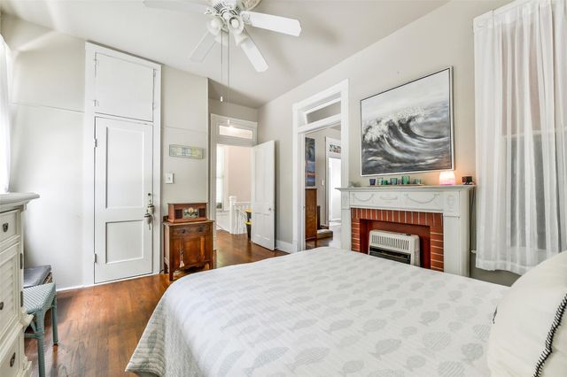 4506 Avenue K, Galveston, TX 77551