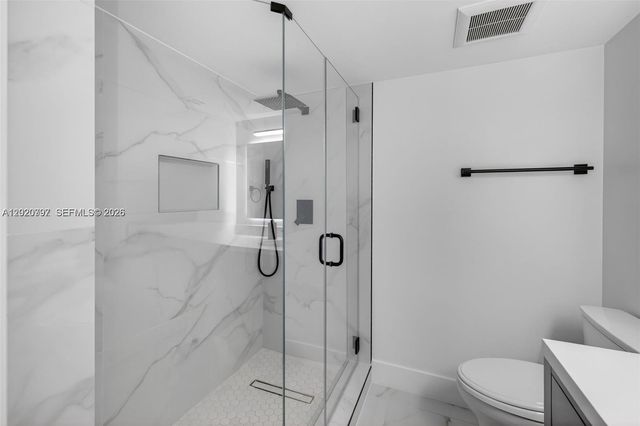 19101 NE 36th Court 402, Aventura, FL 33180