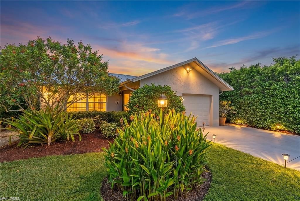 715 96th AVE N, NAPLES, FL 34108 — exterior