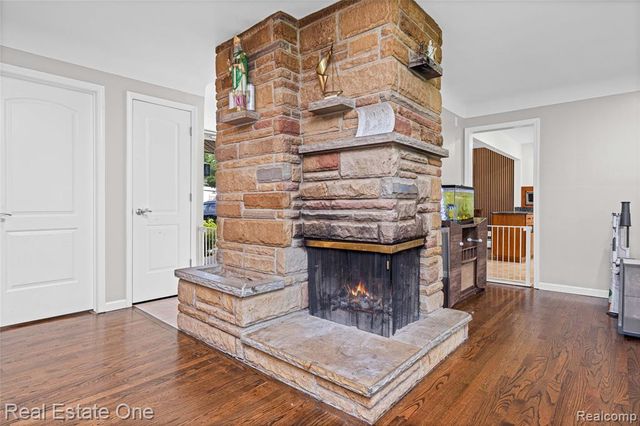 2810 Walbridge Road, Rochester Hills, MI 48307