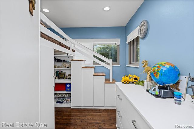 2810 Walbridge Road, Rochester Hills, MI 48307