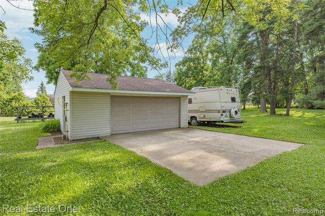 2810 Walbridge Road, Rochester Hills, MI 48307