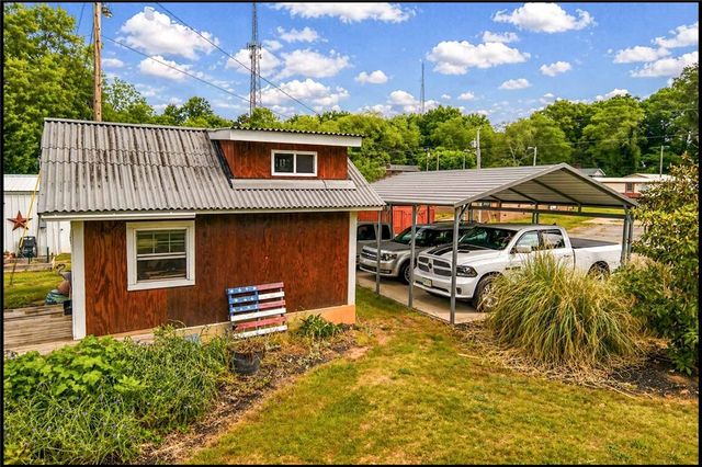 635 NE Main Street, Easley, SC 29640